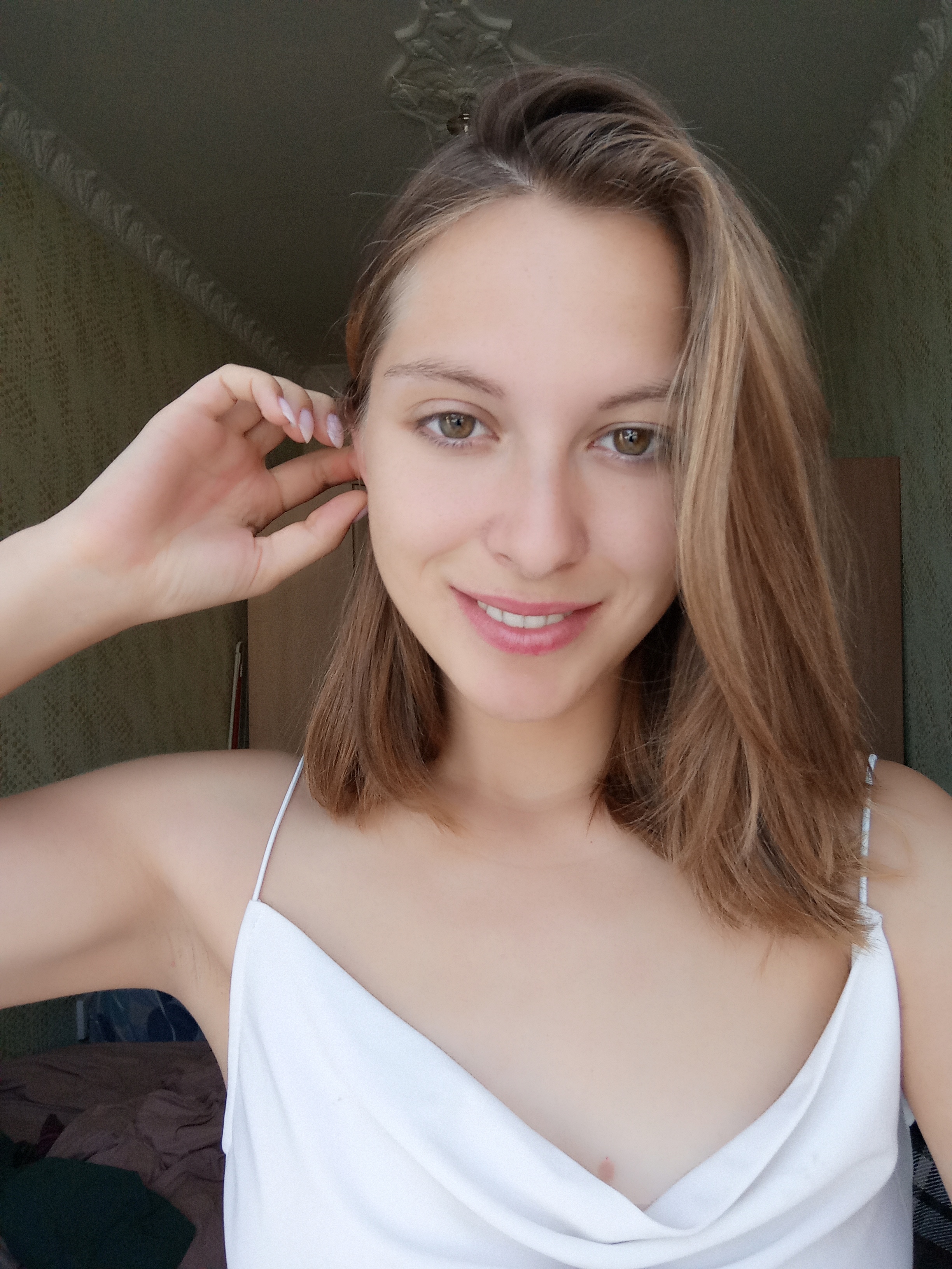 Linda25babe1 Female,Bisexual,English, 40kg,Russian