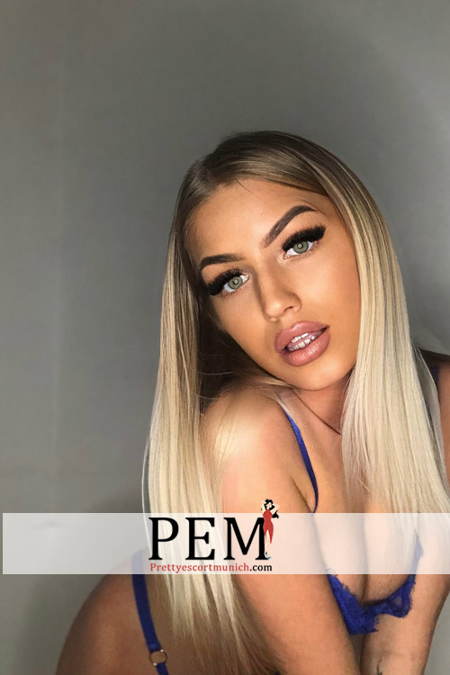 Carmen babe Female,Bisexual,German,Aussie,Ladies